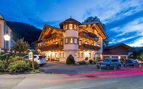 Gaestehaus Brantlhof Zimmer Und Ferienwohnungen In Going Am Wilden Kaiser